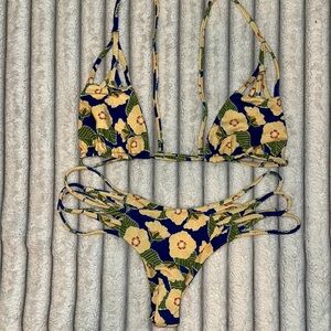 Benoa Swim ‘ĪLIMA set (Luna top, Ozzi bottom) BNWOT